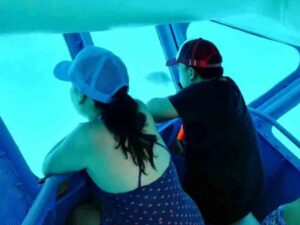 Experiencia en Fondo del Mar en el Semi Submarino de San Andrés