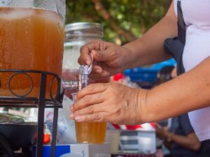 Tour de comidas con 12 degustaciones en la mejor zona de Medellin