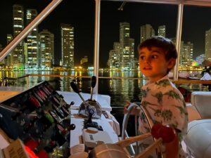 Cena Romántica Nocturna en Barco de Lujo por bahía de Cartagena
