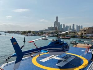 Experiencia en Helicóptero sobre Cartagena y Crucero al Atardecer