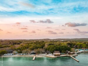 Día Completo a Isla Privada Pao Pao Beach Club con Alimentación