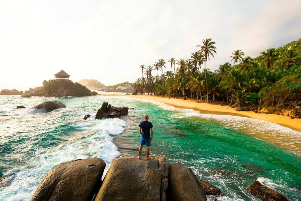 Recorrido a Playa Cabo San Juan del Parque Tayrona en Lancha
