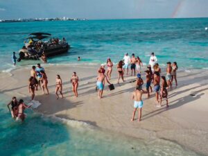 Recorrido en Ponton Por los 5 Cayos mas turisticos de San Andres