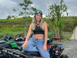 Aventura en Cuatrimoto por las Montañas y Bosques de Medellin