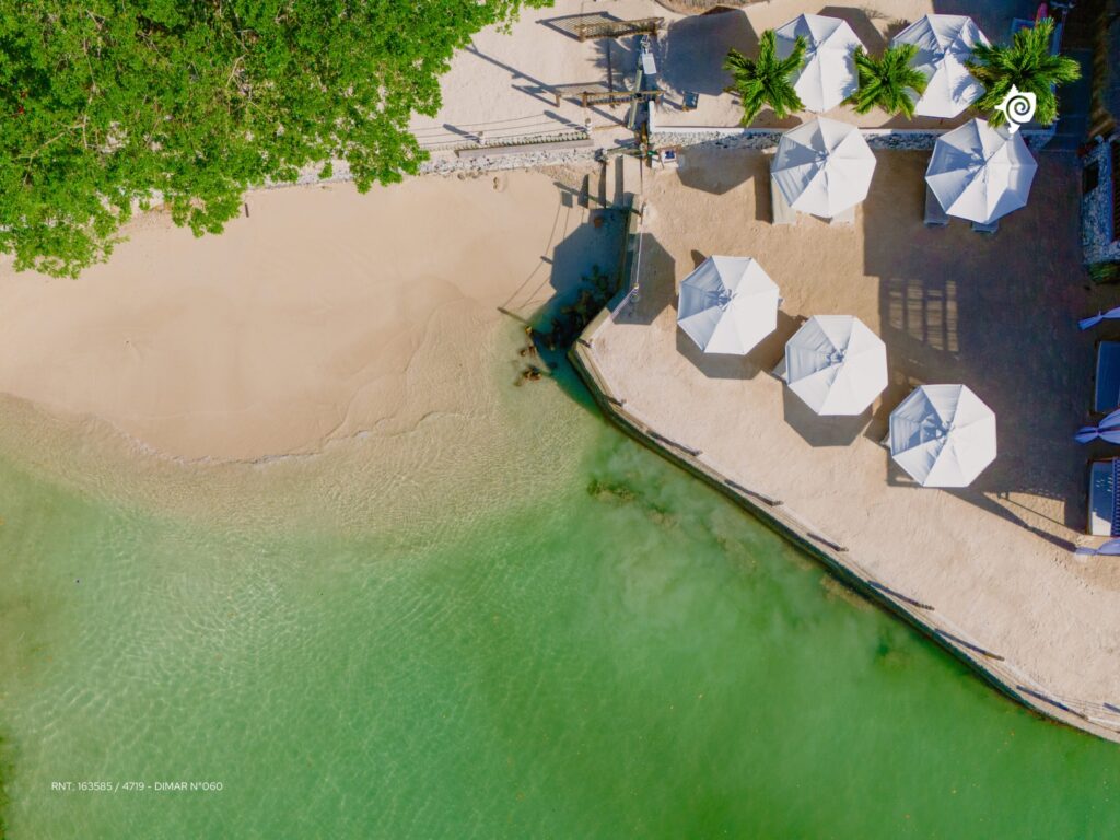 Día Completo a Isla Privada Pao Pao Beach Club con Alimentación