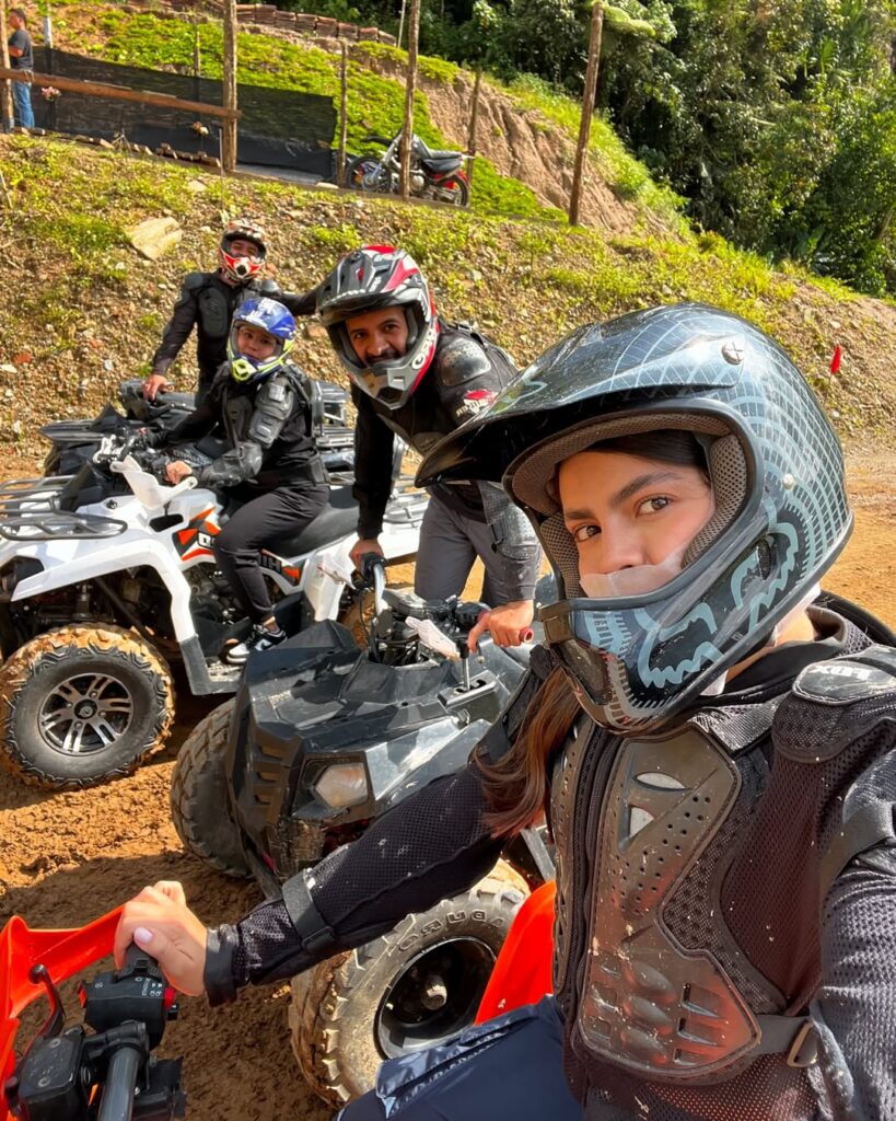 Aventura en Cuatrimoto por las Montañas y Bosques de Medellin