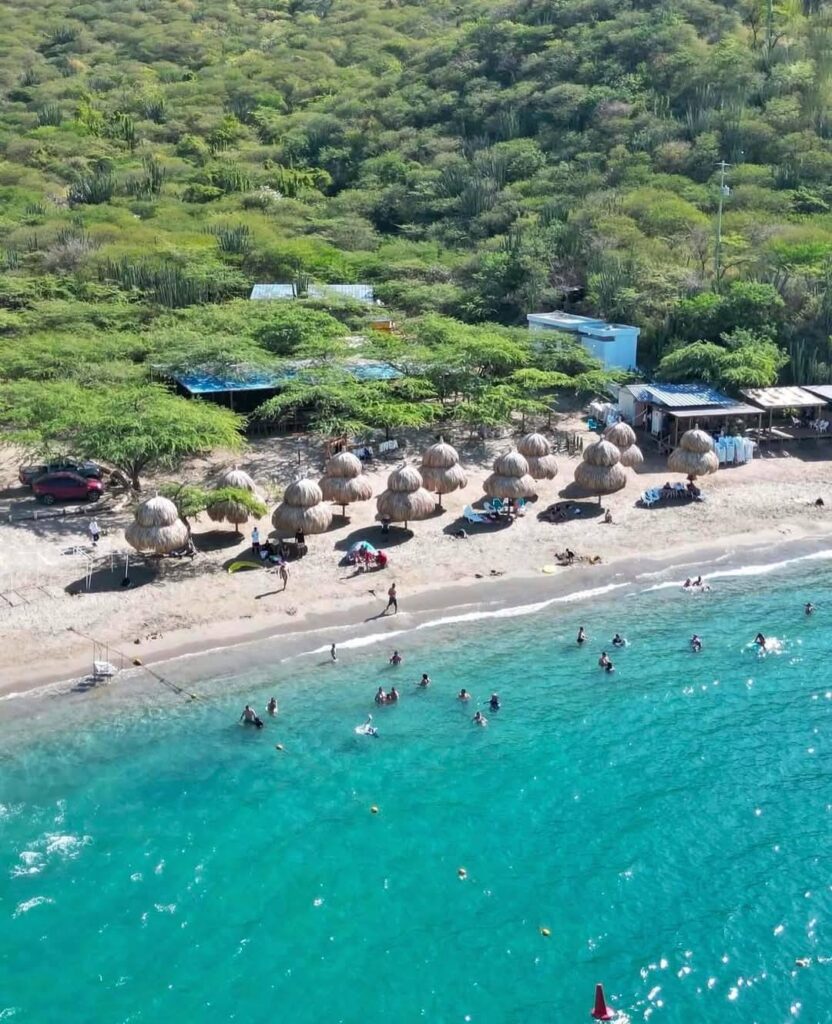 Dia Completo a Playa Blanca Santa Marta con Almuerzo