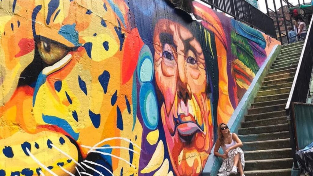 Los 3 Tours Top de Medellin: City Tour, Comuna 13 y Graffititour