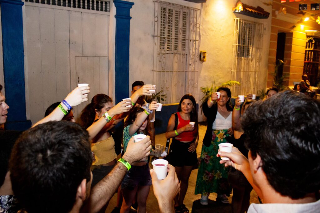 Tour de Bares y Clubes Mas Top del Centro Historico de Cartagena
