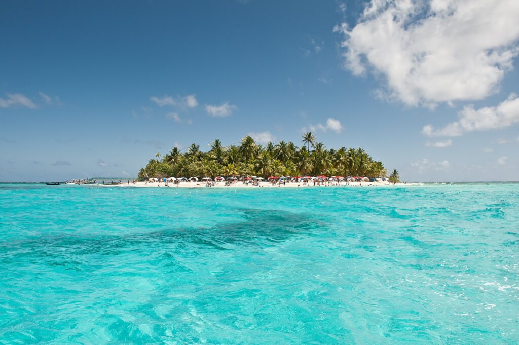 5 Tours en 1 : Johnny Cay , Acuario Haynes Cay, Bahia y manglares
