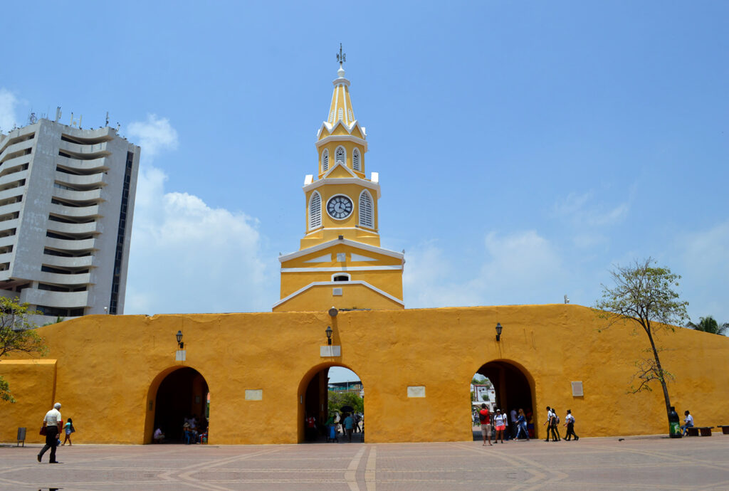 Tour por la ciudad Cartagena con Ingreso al Castillo san Felipe