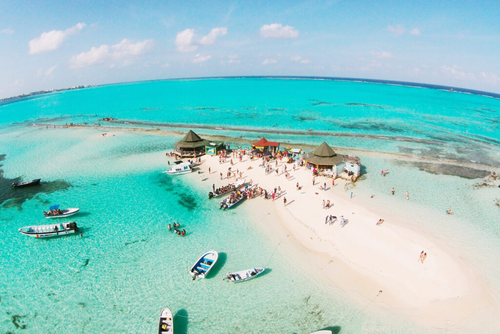5 Tours en 1 : Johnny Cay , Acuario Haynes Cay, Bahia y manglares
