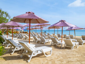 Un Día a Isla Privada Club de Playa Luxury con Alimentación