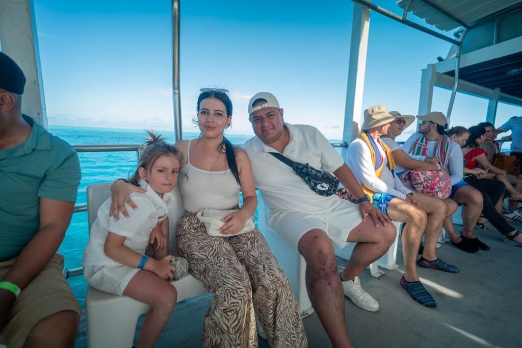 Tour en Crucero Premium por la Bahia de San Andres