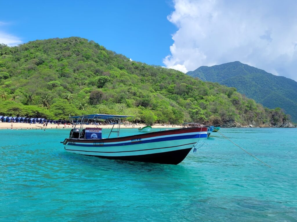 Recorrido Completo al Parque Tayrona con Baño en Cabo San Juan