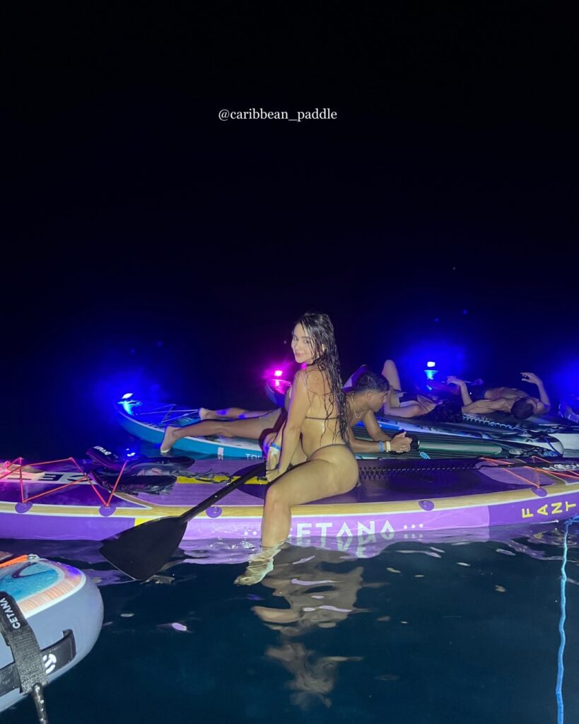 Tour Nocturno de Surf de Remo con Luz Led en el Mar de San Andres