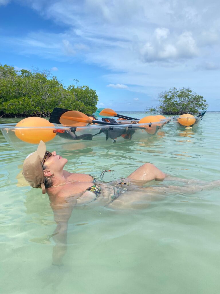 Tour Completo en Kayak Trasparente en los Manglares de San Andres
