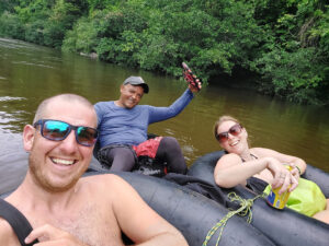 Tour de una dia Completo en Palomino con Tubing Río + Playa