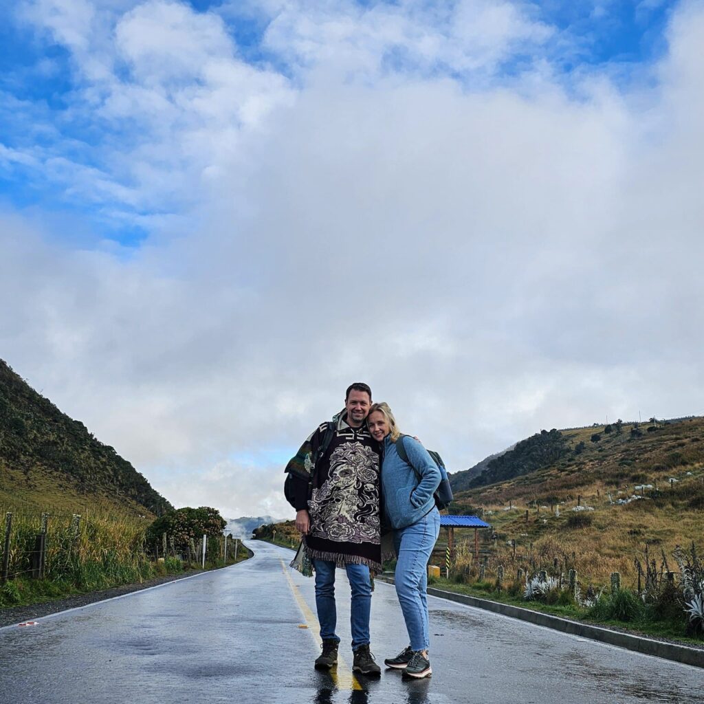 Tour al Nevado del Ruiz + con Baño en Termales desde Manizales
