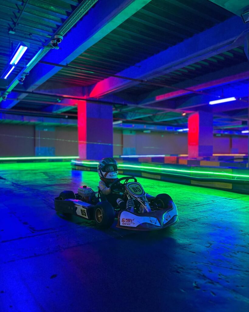Experiencia de Manejo en Mini Karts Adultos y Niños en Medellin