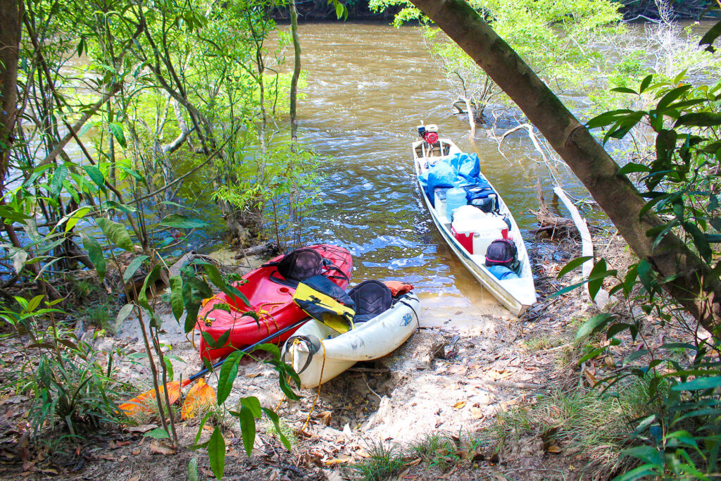 Super Combo extremo: Canopy + kayak en el Rio Amazonas