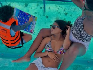 Experiencia en Bote Trasparante Por La Bahia de San Andres