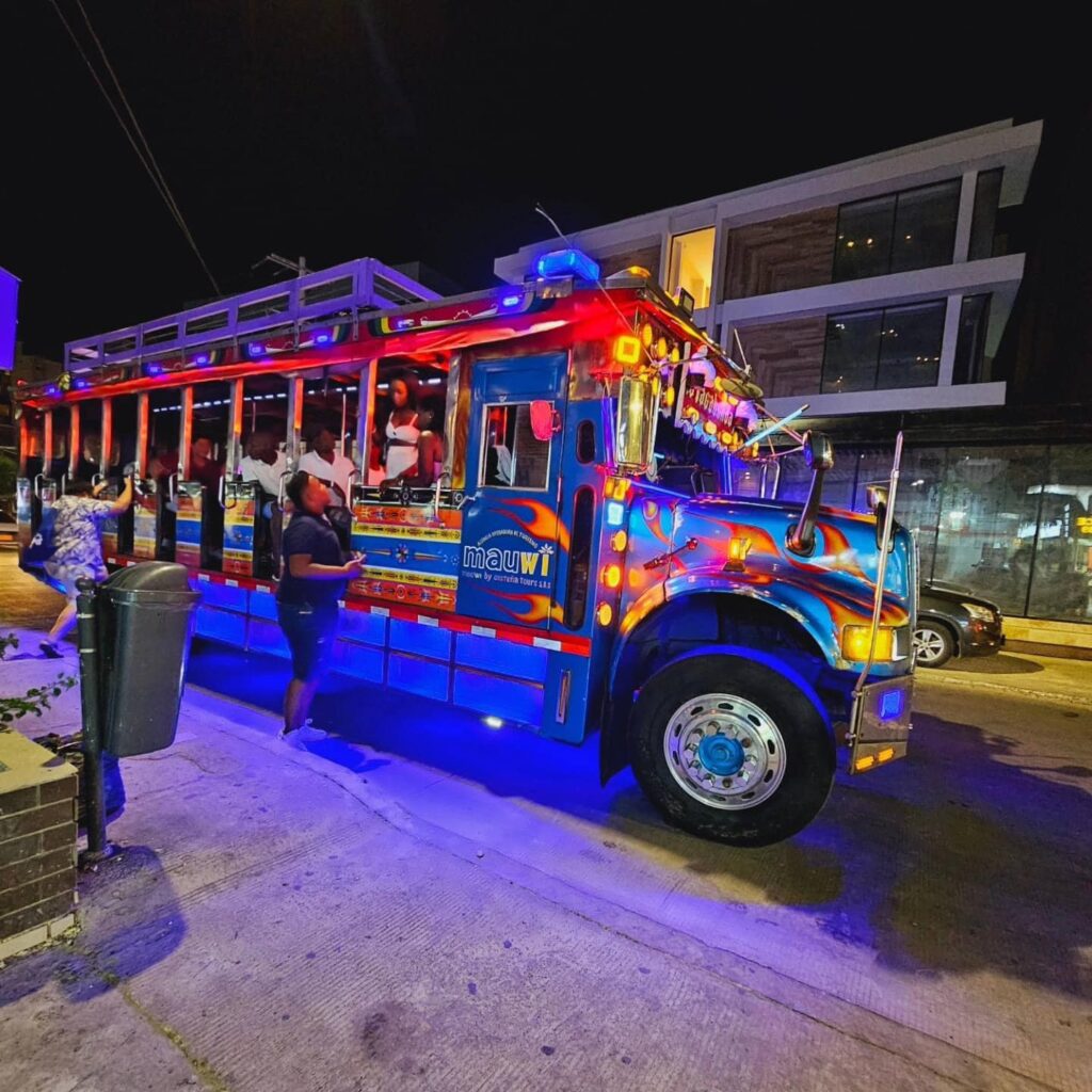 Tour de Noche en Chiva Rumbera en Pasto