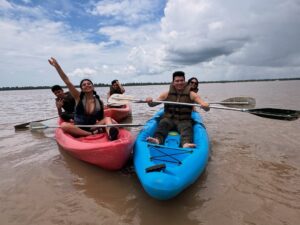 Kayak o Canotaje en el Amazonas – Naturaleza y Aventura