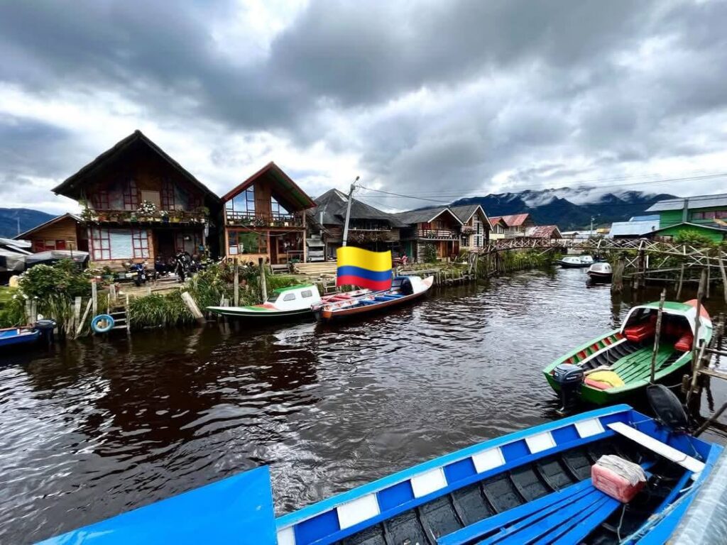 Excursion de dia Completo a la Laguna de La Cocha