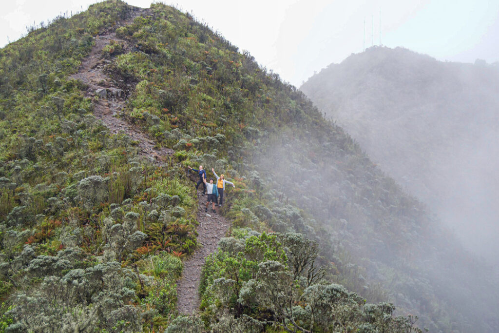 Tour al Volcán Cerro Bravo + Termales desde Manizales