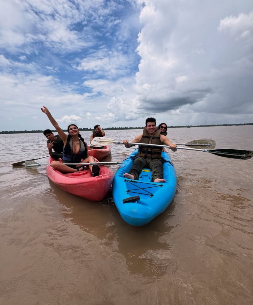 Super Combo extremo: Canopy + kayak en el Rio Amazonas