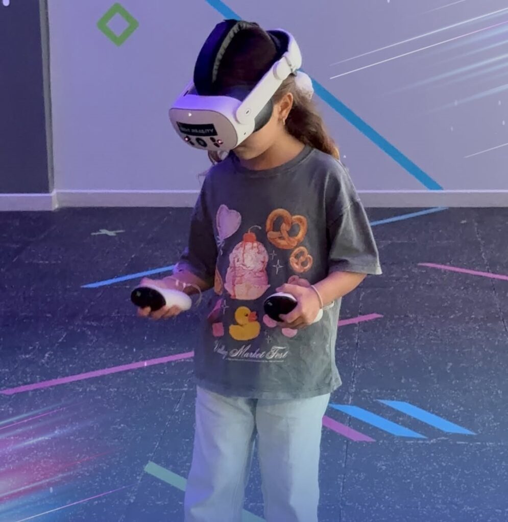 Vive la Experiencia de Jugar con Realidad virtual en Cali