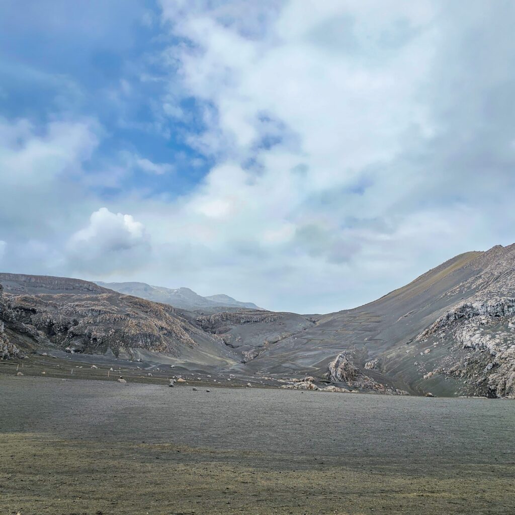 Tour al Nevado del Ruiz + con Baño en Termales desde Manizales