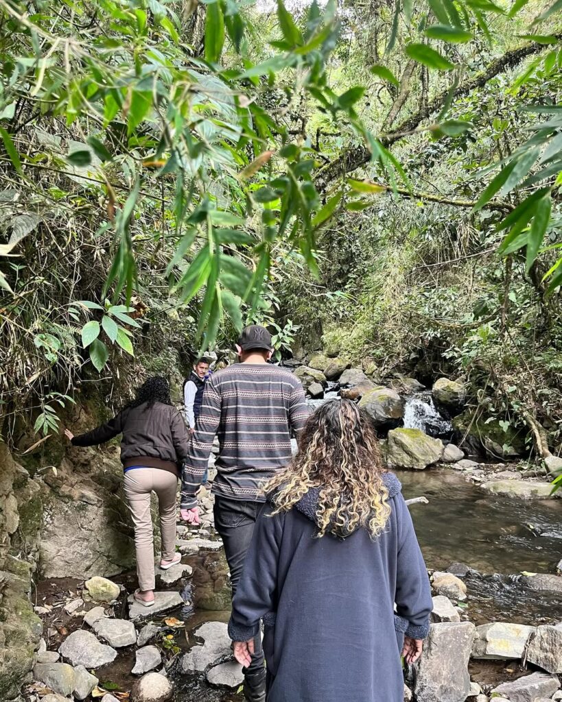 Tour a los Famosos Termales Salinas Pozo Azul en Coconuco