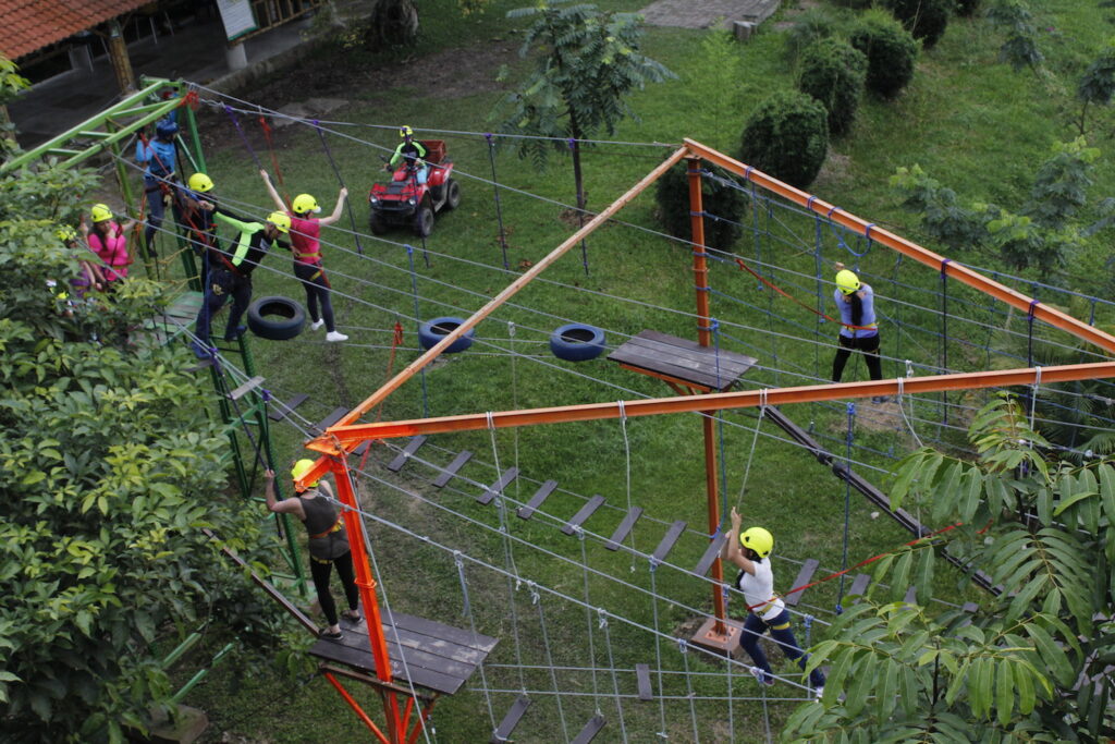 Parque de Desafio Makute: Con mas de 10 Atracciones