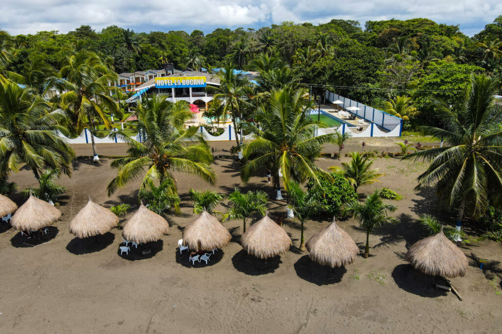 Transporte Turistico a la Bocana con Almuerzo desde Buenaventura