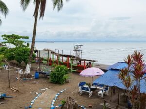 Plan de 2 dias y 1 Noche al Pacifico, Selva, Rio y Playa.