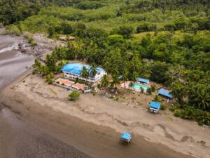 Plan de 2 dias y 1 Noche al Pacifico, Selva, Rio y Playa.