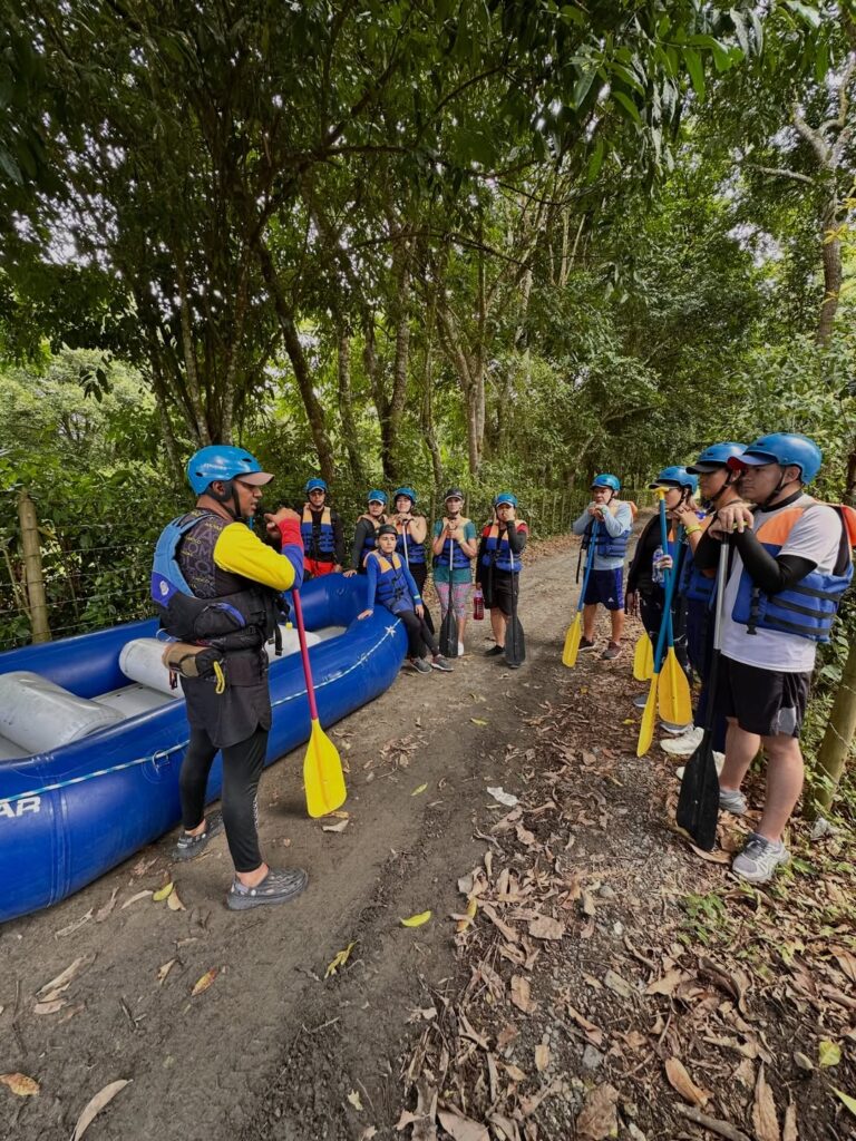 Experiencia de Canotaje (Rafting) en el Río La Vieja