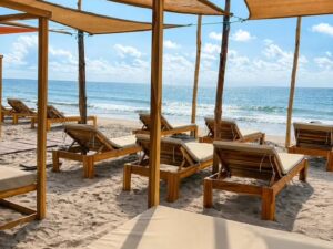 Tour dia Completo al cub de Playa Nakawa Beach Club en Tierra Bomba