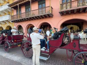Tour en Coche Eléctrico por la Ciudad Amurallada de Cartagena